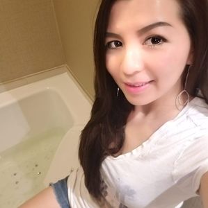 Meet your Posher, Hang